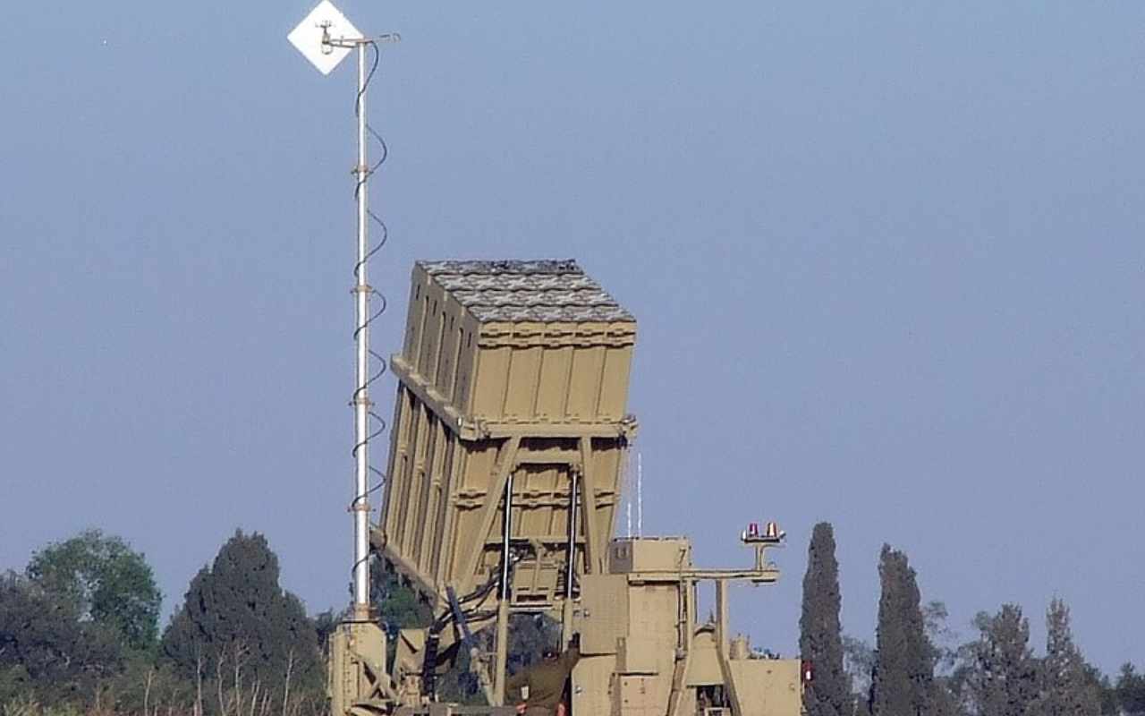 il sistema di difesa laser iron dome in Israele