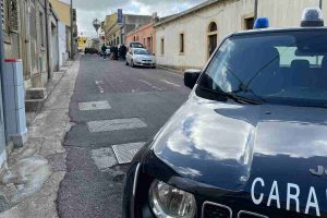 Ragazza minorenne 2 anni prigioniera