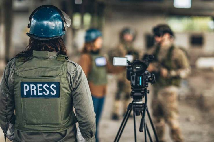 giornalisti in situazioni di guerra difficili 