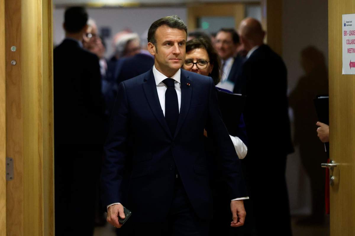 Emmanuel Macron aperto al dialogo 