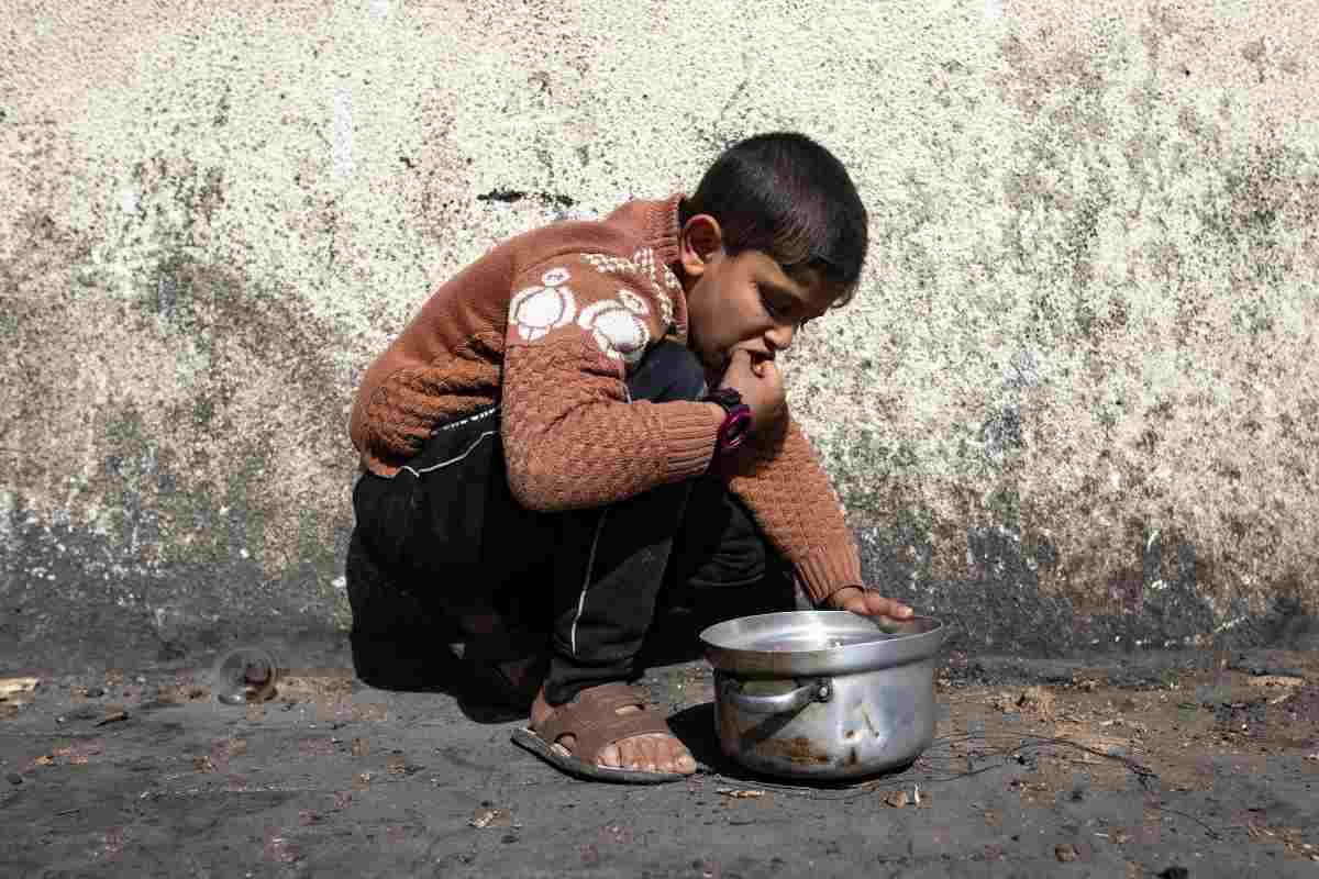 Ventimila palestinesi non hanno più niente